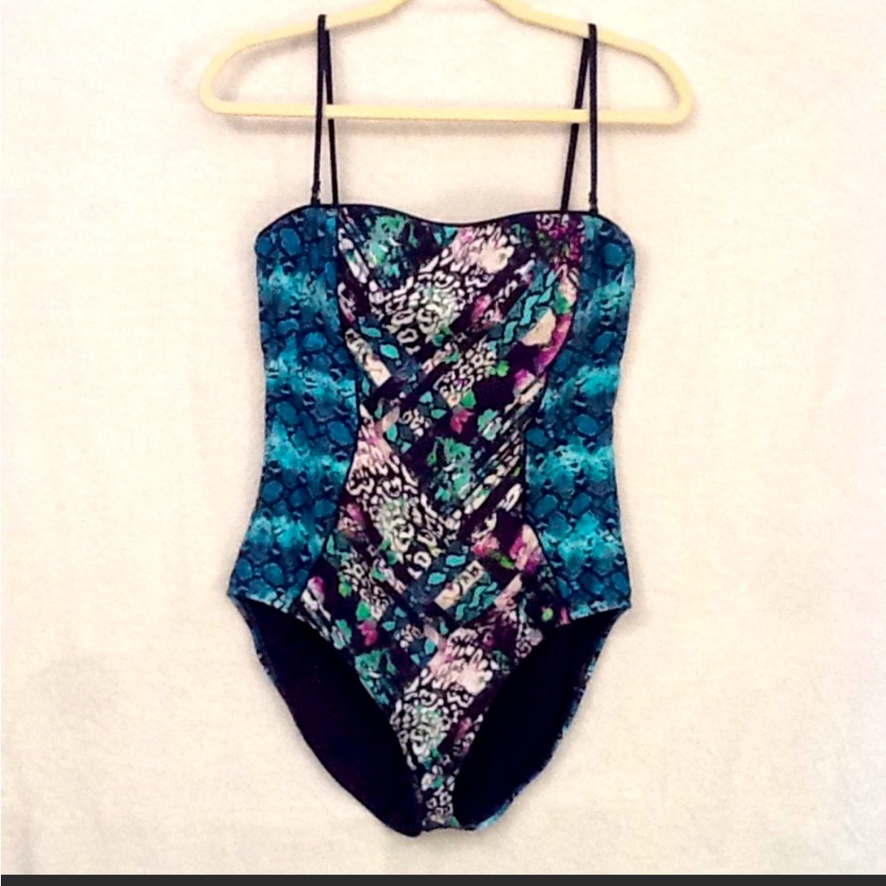 Kenneth Cole bathing suit